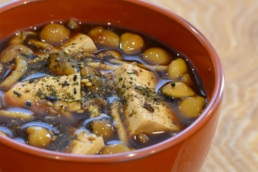 なめこと豆腐の味噌汁