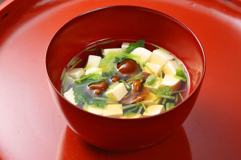 なめこのたまり炊のお吸い物