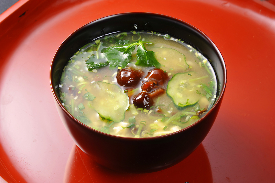 なめこのたまり炊の冷や汁