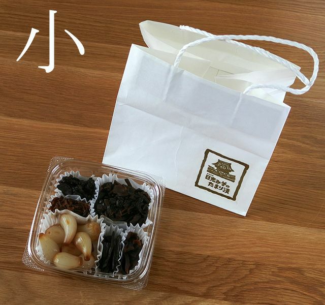 ぱ*ち様 BURBERRY スライドサンダル 保存袋•紙袋•箱付き fit=scale-down,w=1200